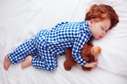 Por qué dormir bien es vital para el éxito escolar
