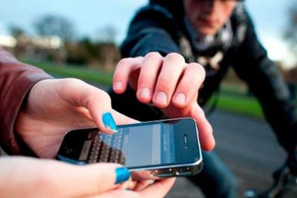 Robos de celulares continúa en aumento